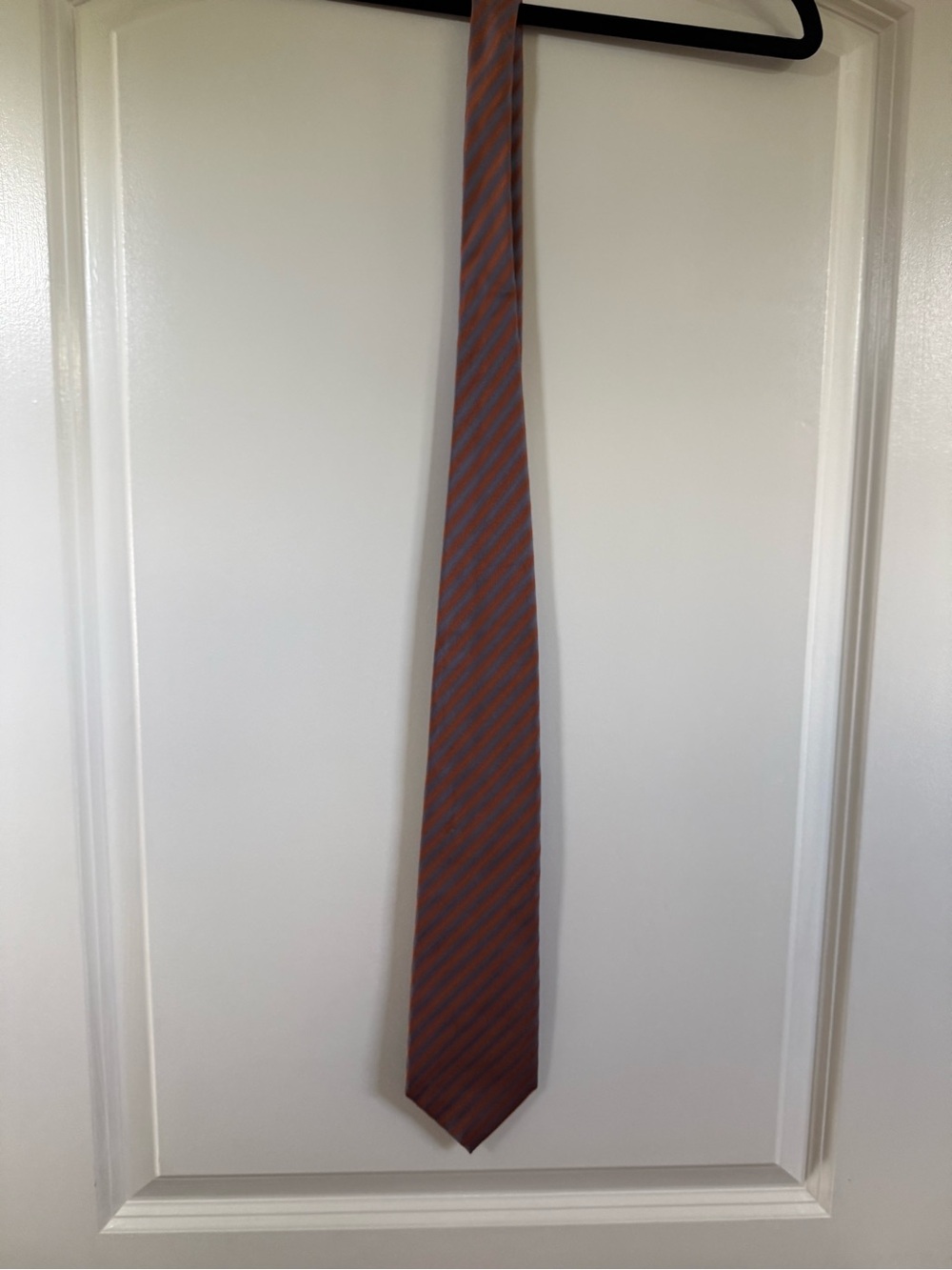 Men's Diagonal Stripe Tie in Rust and Blue